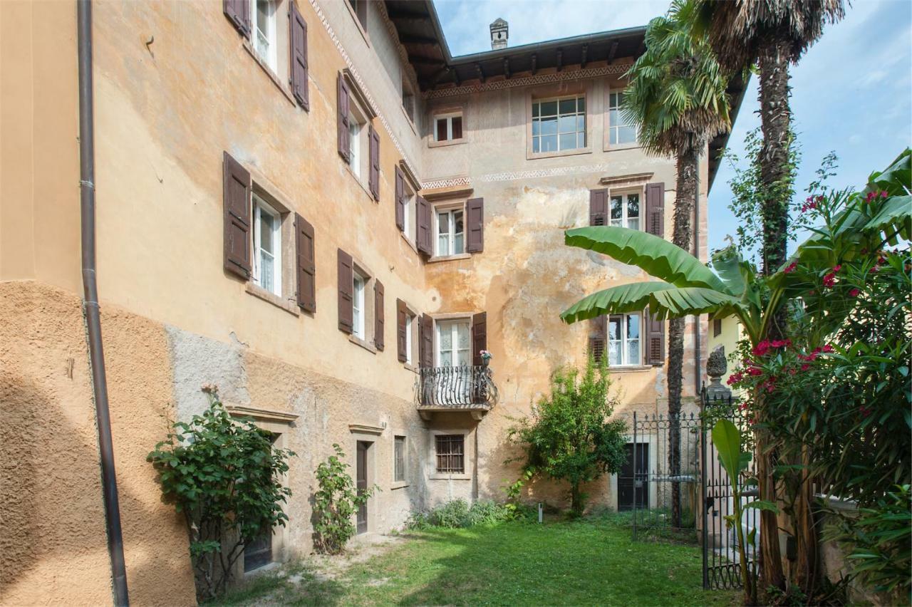 Dimora Storica Caproni Διαμέρισμα Arco Εξωτερικό φωτογραφία
